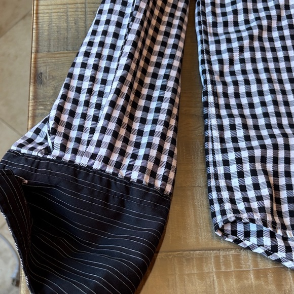 Men's Express Blk and White modern fit button down - Picture 2 of 9